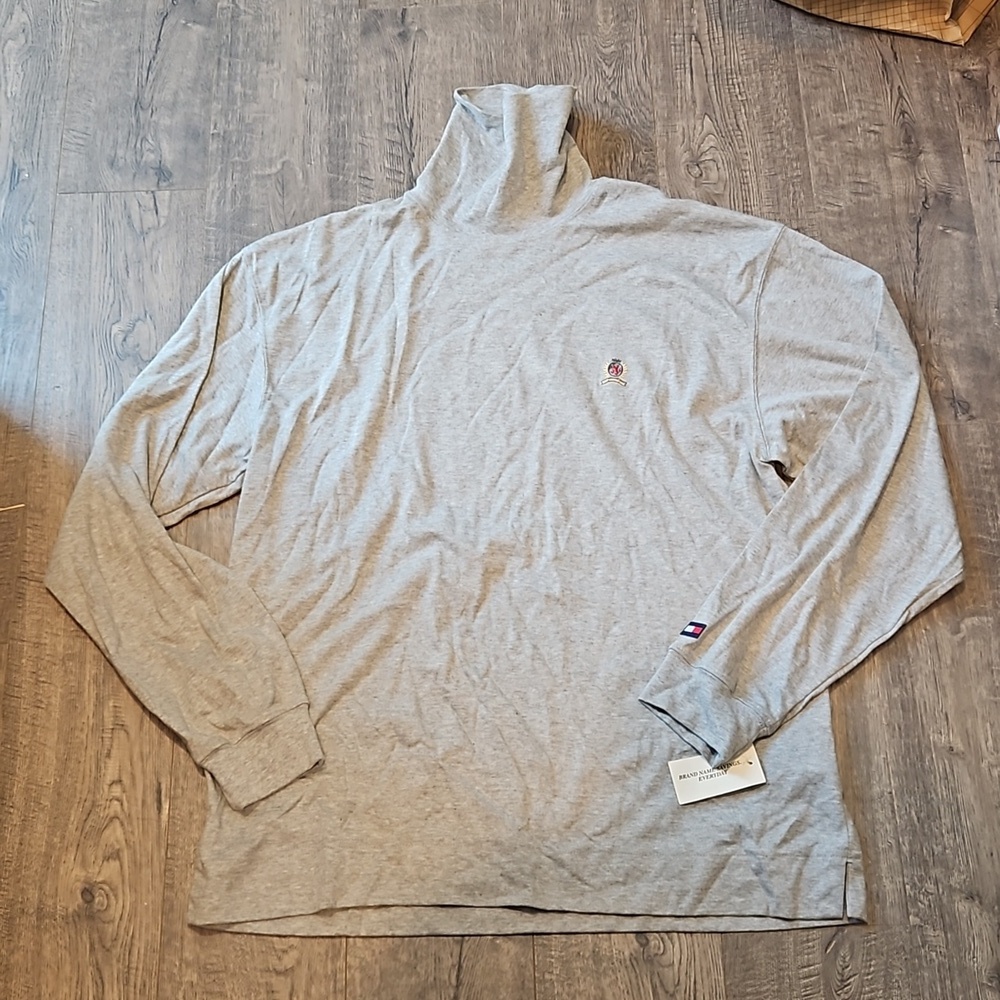 Tommy Hilfiger VINTAGE Men's Longsleeve Large Turleneck New With Tags